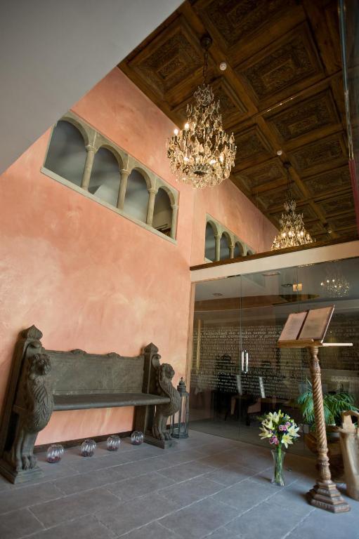 Hotel Palacio Del Obispo Γκράους Εξωτερικό φωτογραφία