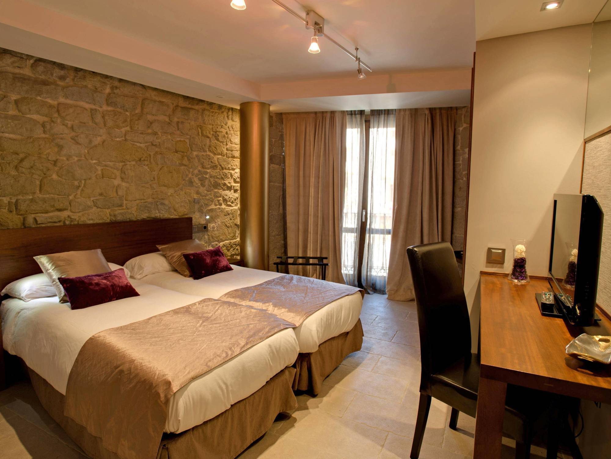 Hotel Palacio Del Obispo Γκράους Εξωτερικό φωτογραφία